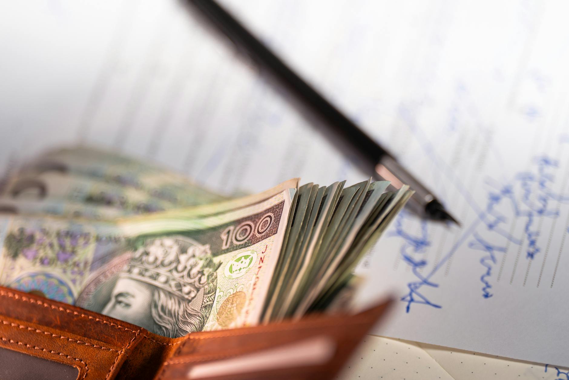 Grafika symbolizująca dotacje i rozwój biznesu w Wałczu